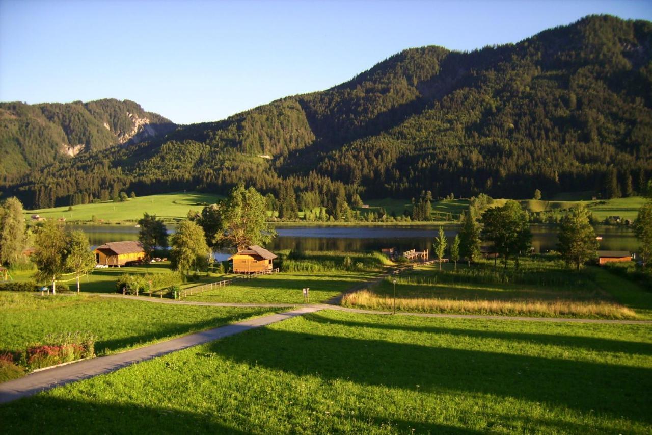 Haus Alpenfriede Hotel Weissensee Exterior foto
