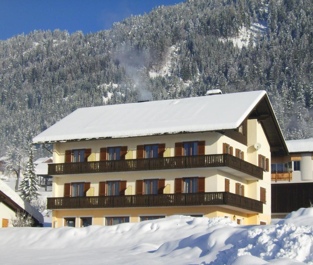 Haus Alpenfriede Hotel Weissensee Exterior foto